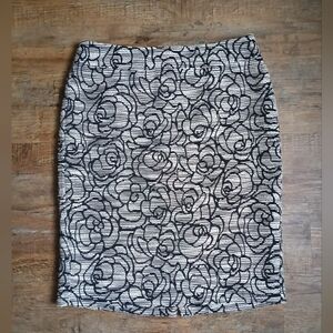 Ann Taylor Black & Gray Floral Pencil Skirt Size 4